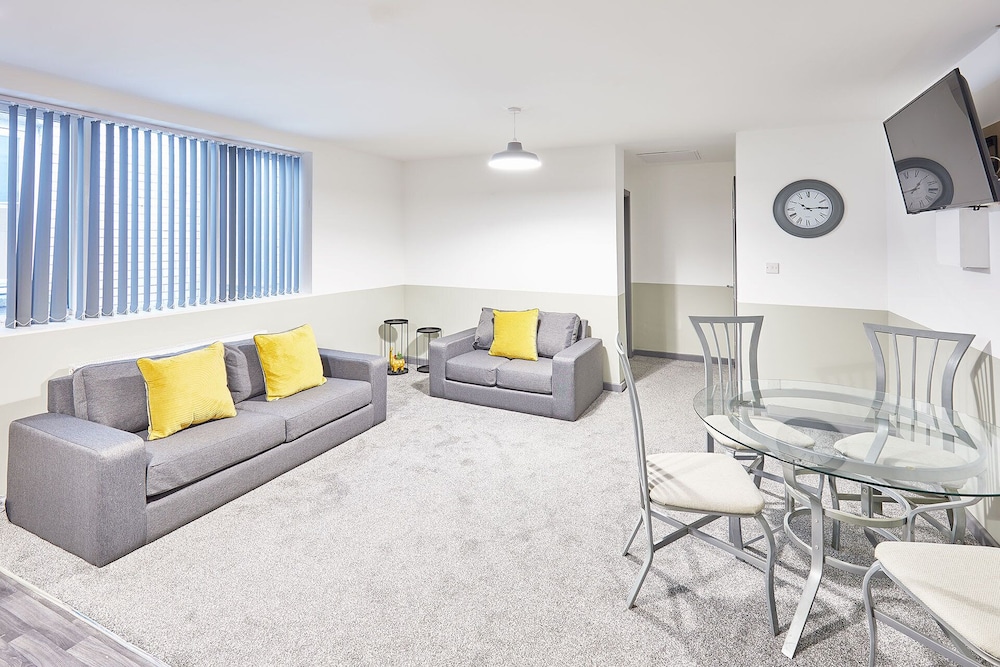 Apartment photo 1