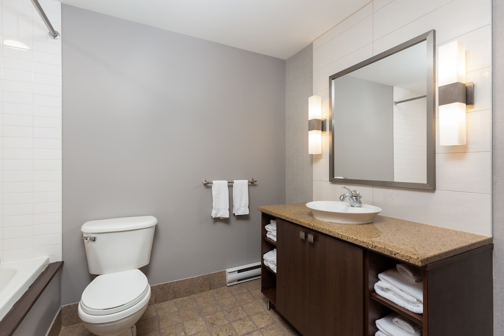 Condo, 1 Bedroom - Photo 4