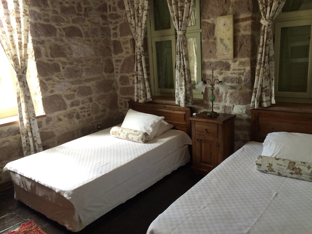 Luxury Twin Room photo 3
