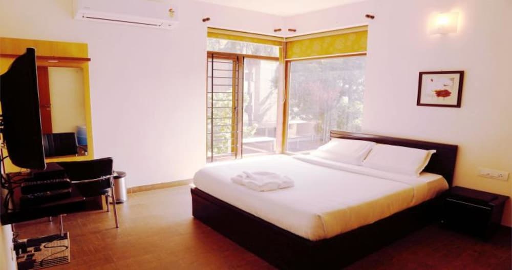 Master Room photo 2
