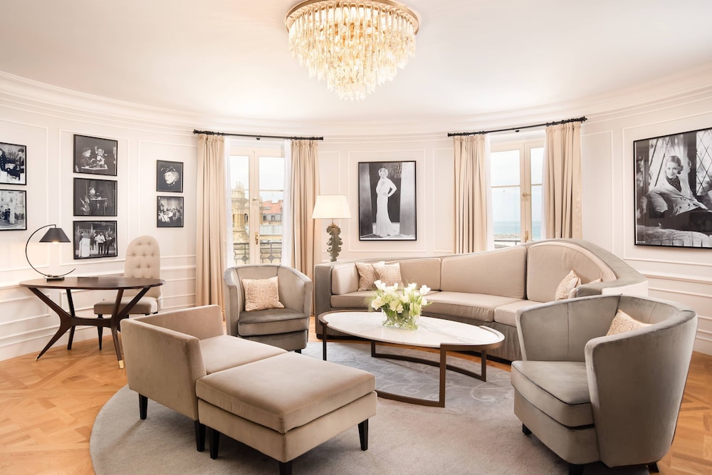 Suite, 1 Bedroom, River View (Bette Davis Suite)