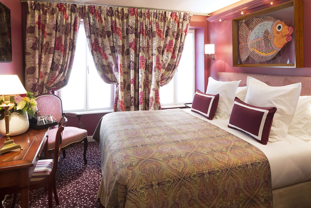 Superior Double or Twin Room photo 3