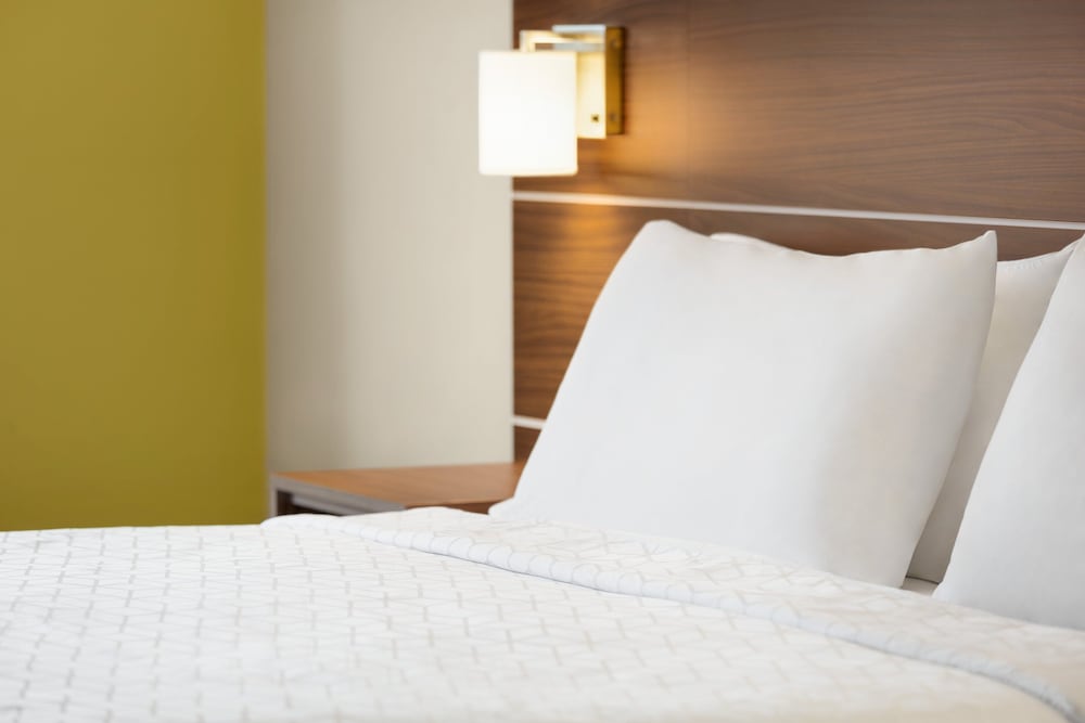 Suite, 1 King Bed (Extra Floor Space) - Photo 5