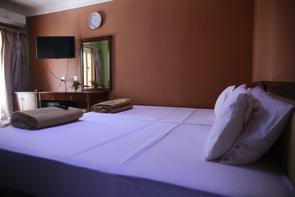 Standard Double Room photo 3