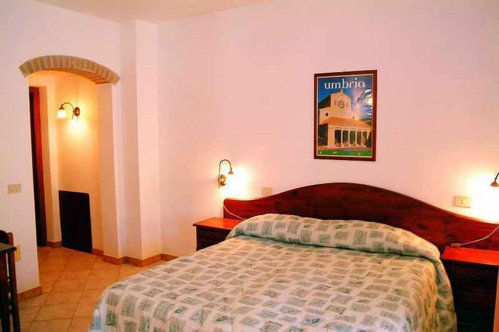 Apartment, 1 Bedroom, Kitchen, Hill View photo 2