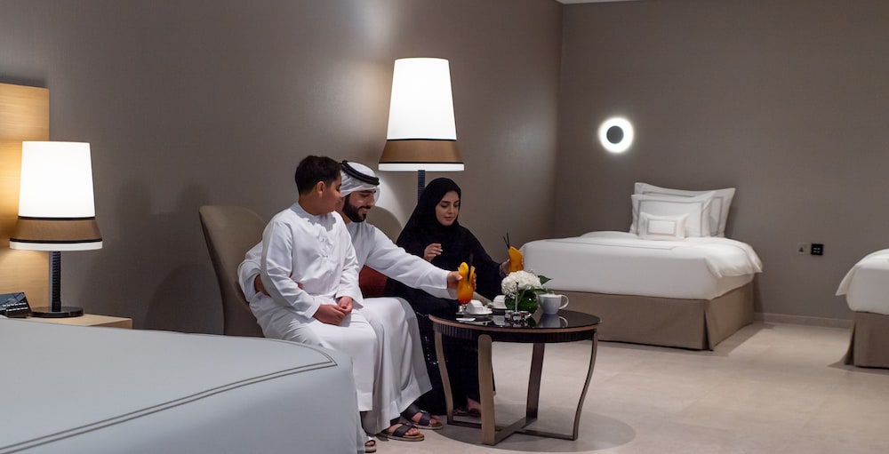 Family Room - Complimentary Luxury Transfers to Jumeirah Beach and Mall of Emirates thumbnail 5
