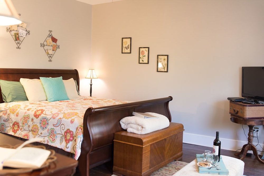 Fairmount Suite