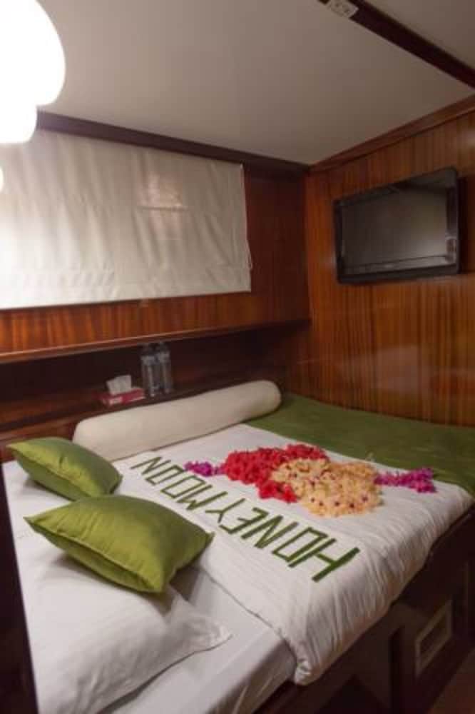 Standard Cabin photo 3