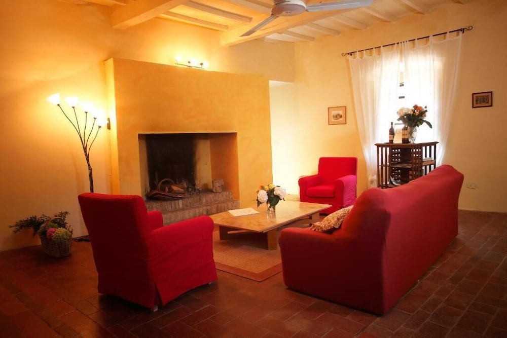 Family Apartment photo 2