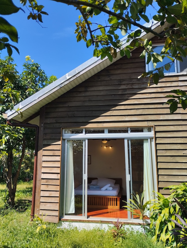 Deluxe Room, Non Smoking, Garden View photo 3