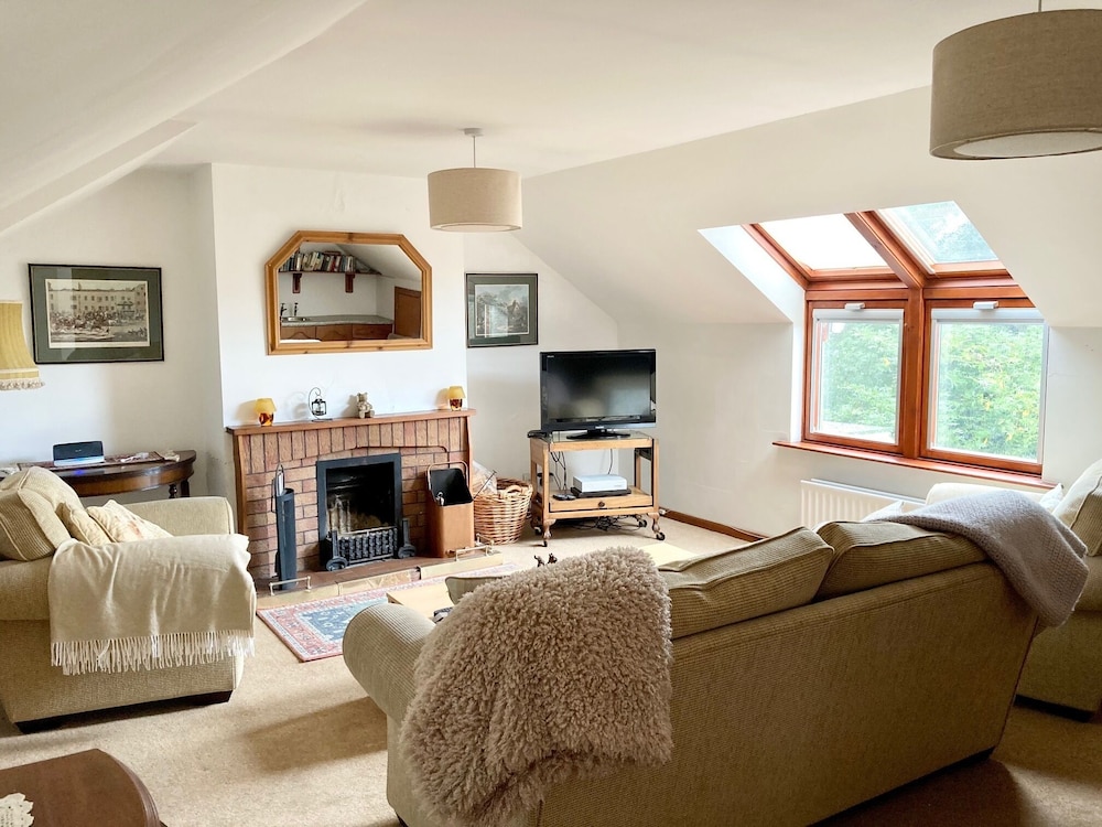 Cottage, 3 Bedrooms, Accessible, Courtyard View photo 1