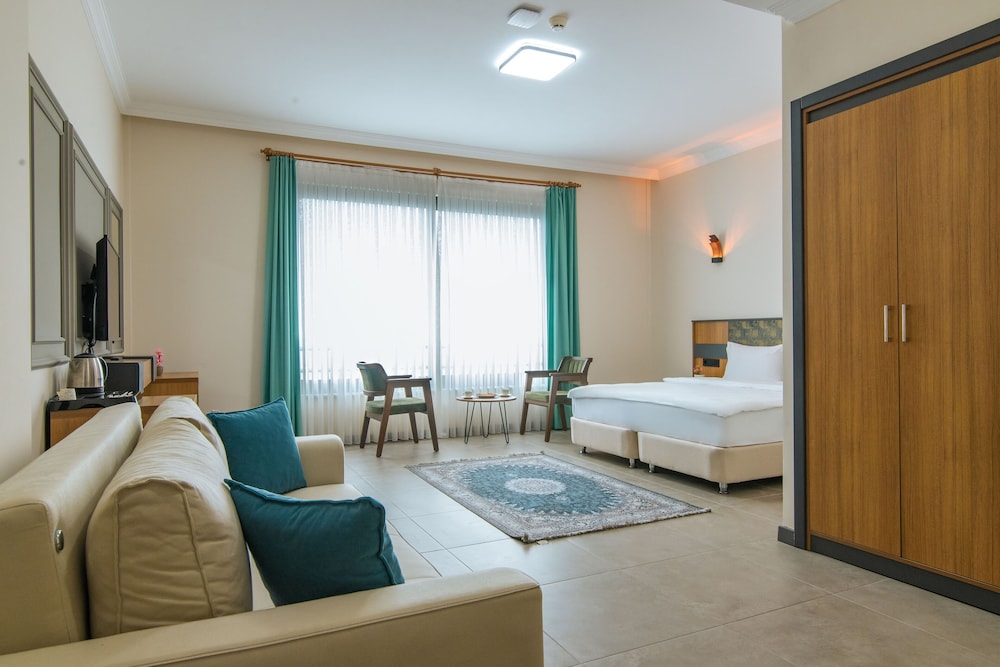 Deluxe Double Room - Photo 8