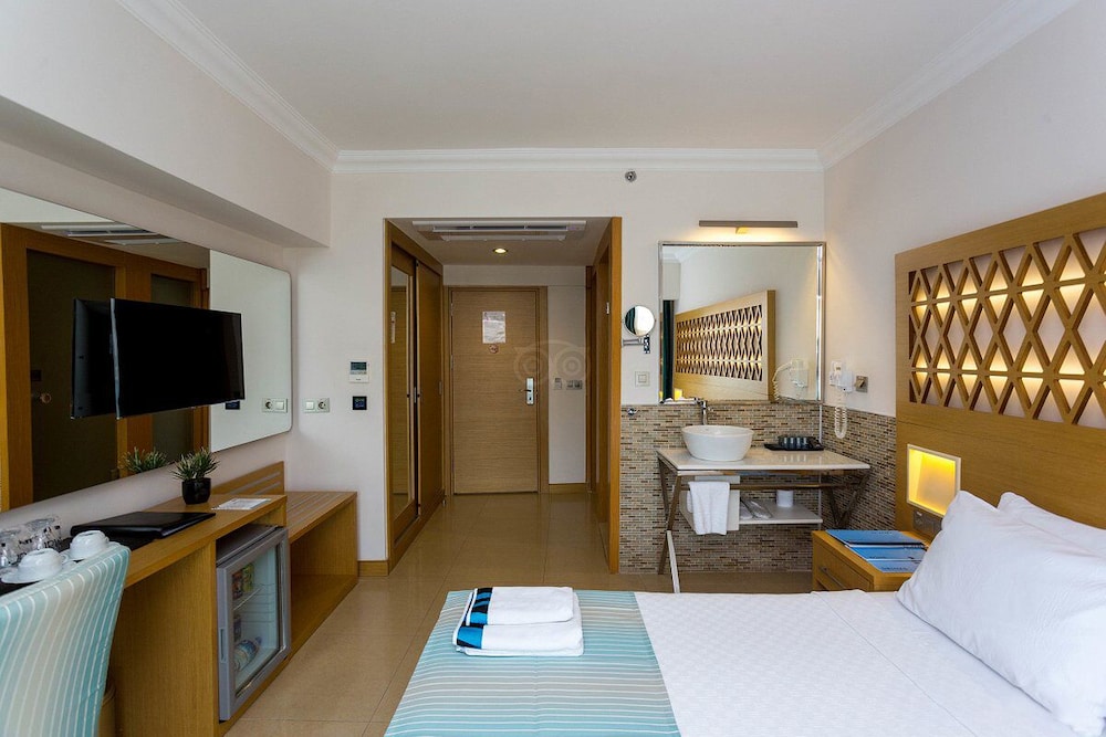 Economy Double or Twin Room