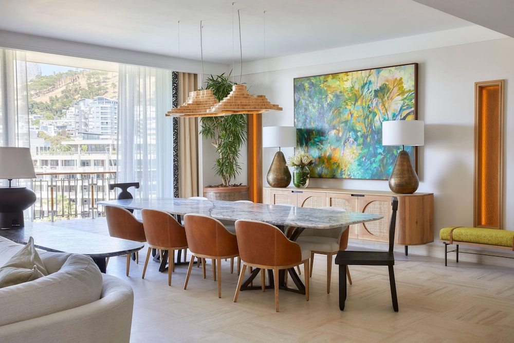 Suite (table Mountain)