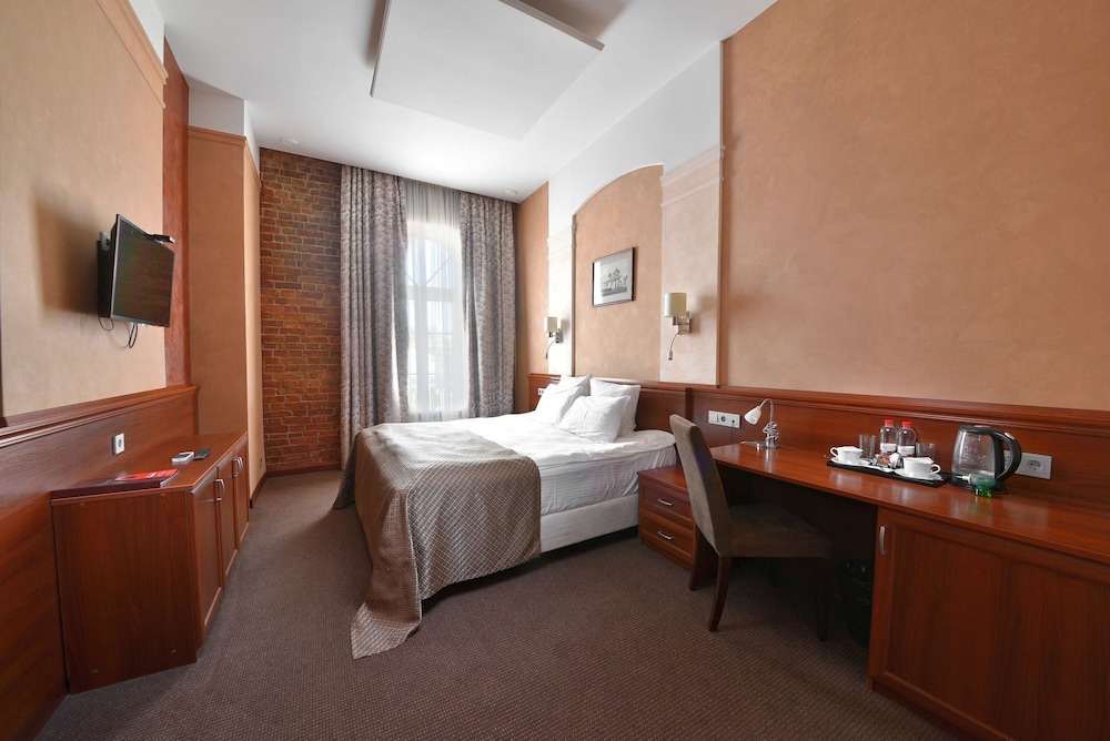 Standard Double or Twin Room, Accessible photo 3