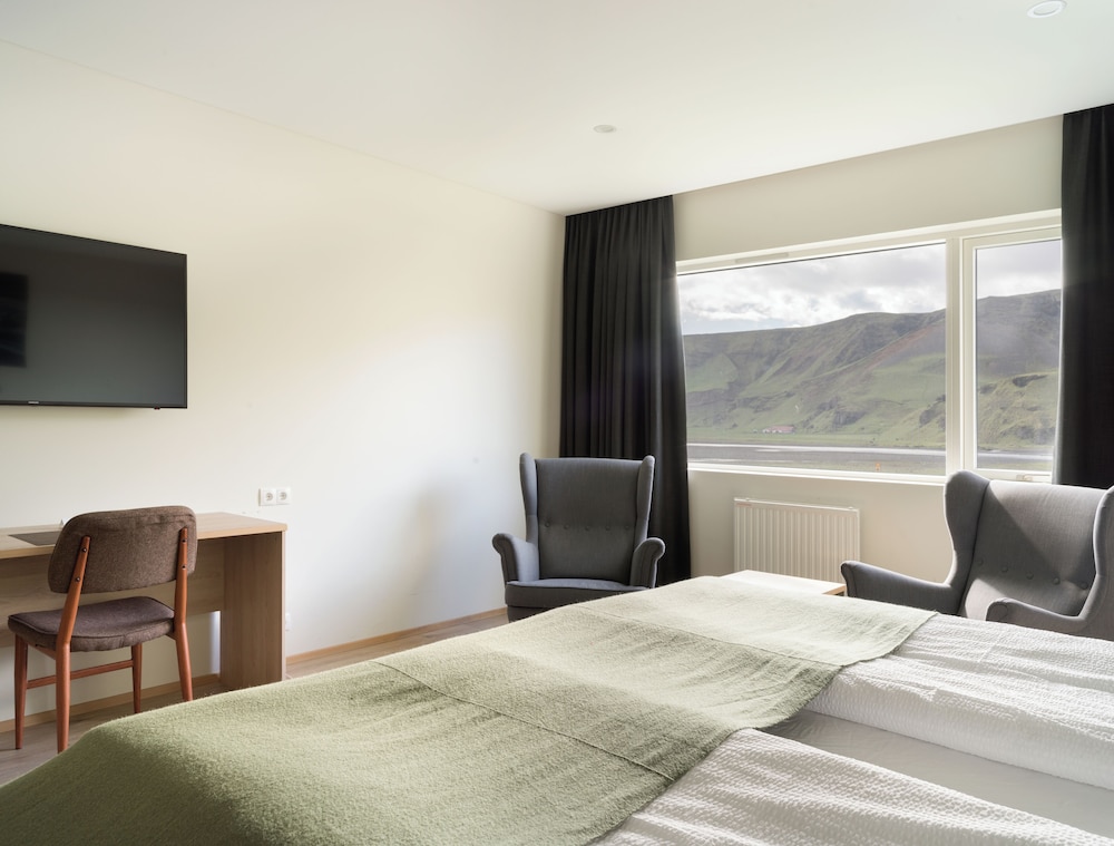 Superior Double or Twin Room with Hot Tub Access photo 1