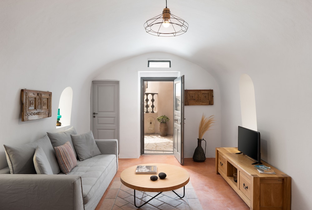 Traditional Suite (Hermes)