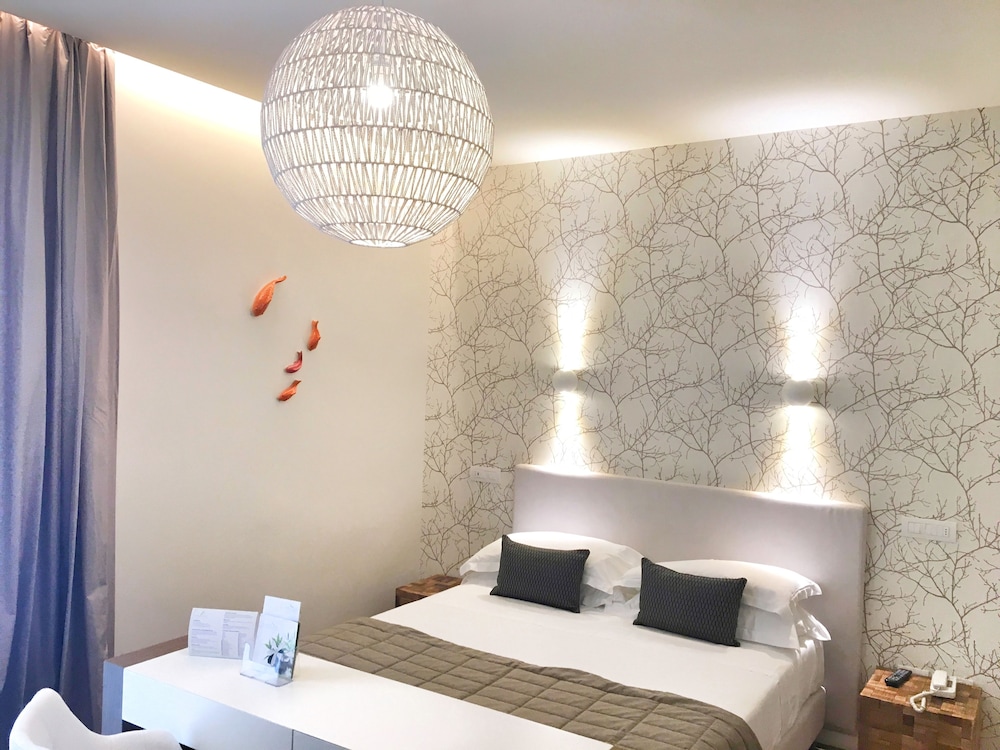 Economy Double Room Single Use, 1 Double Bed - Photo 2