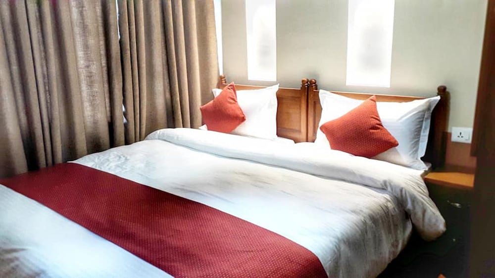 Standard Twin Room photo 2