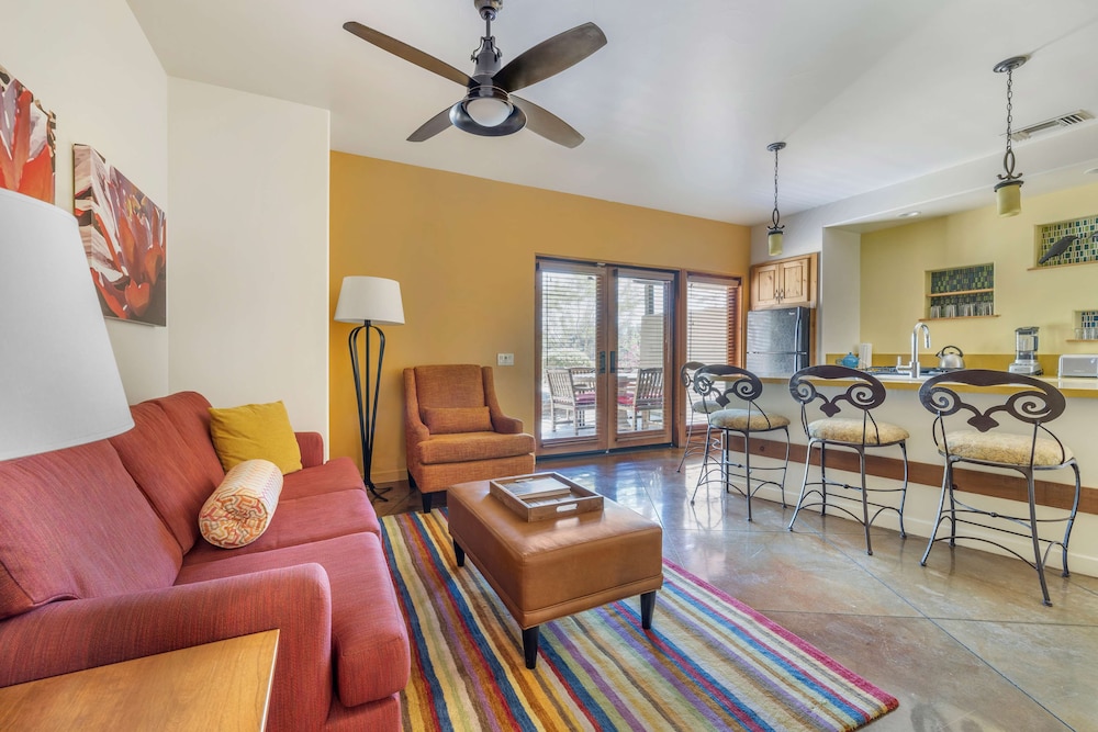 2 BEDROOMS WITH 2 KING BEDS - Photo 3