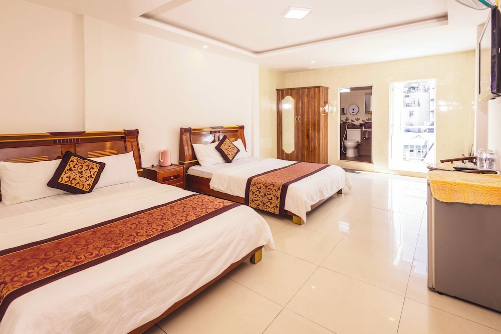 Panoramic Double Room, Private Bathroom, City View