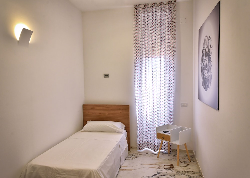 Superior Apartment, 2 Bedrooms, Annex Building - Photo 2