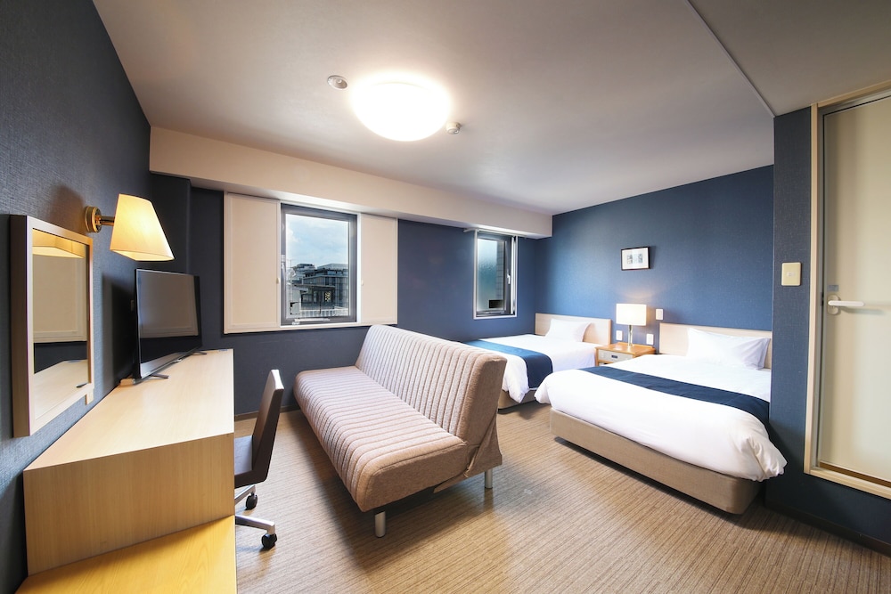 Standard Twin Room, Smoking photo 3