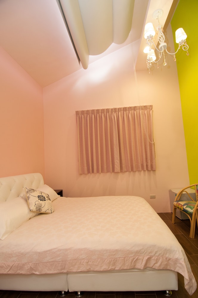 Economy Double Room photo 3
