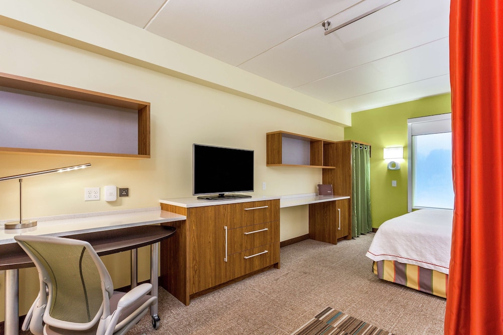 Studio, 1 Queen Bed, Non Smoking