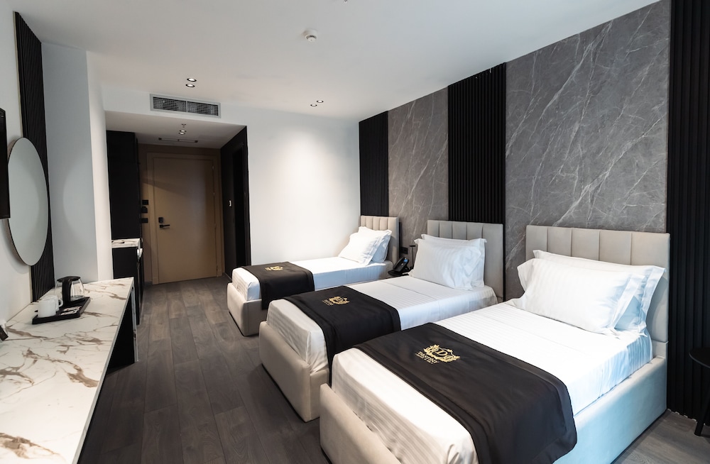 Triple Room photo 2