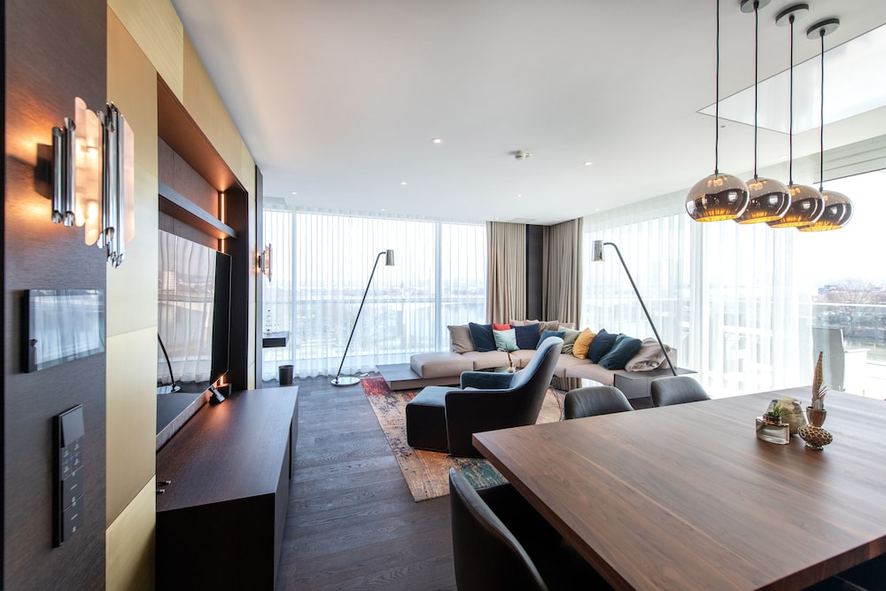 Penthouse, Patio, Marina View