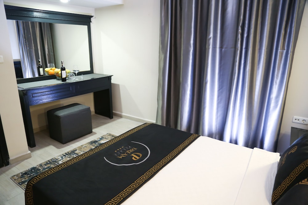 Standard Double or Twin Room, Garden View