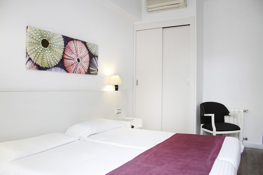 Superior Double Room - Photo 11