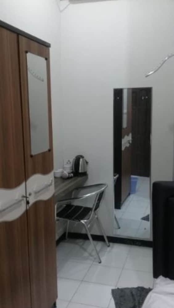 Standard Room - Photo 7