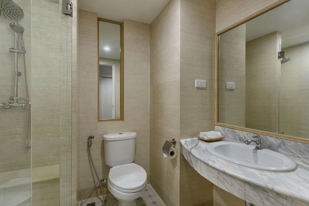 Deluxe Room, 2 Twin Beds, Ocean View - Photo 2