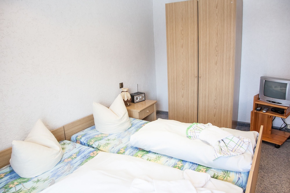 Quadruple Room photo 2
