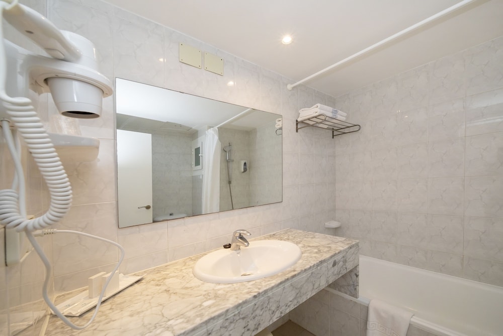 Superior Double Room, Ocean View - Photo 4