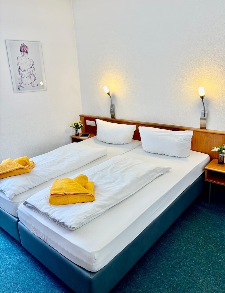 Standard Double Room, City View