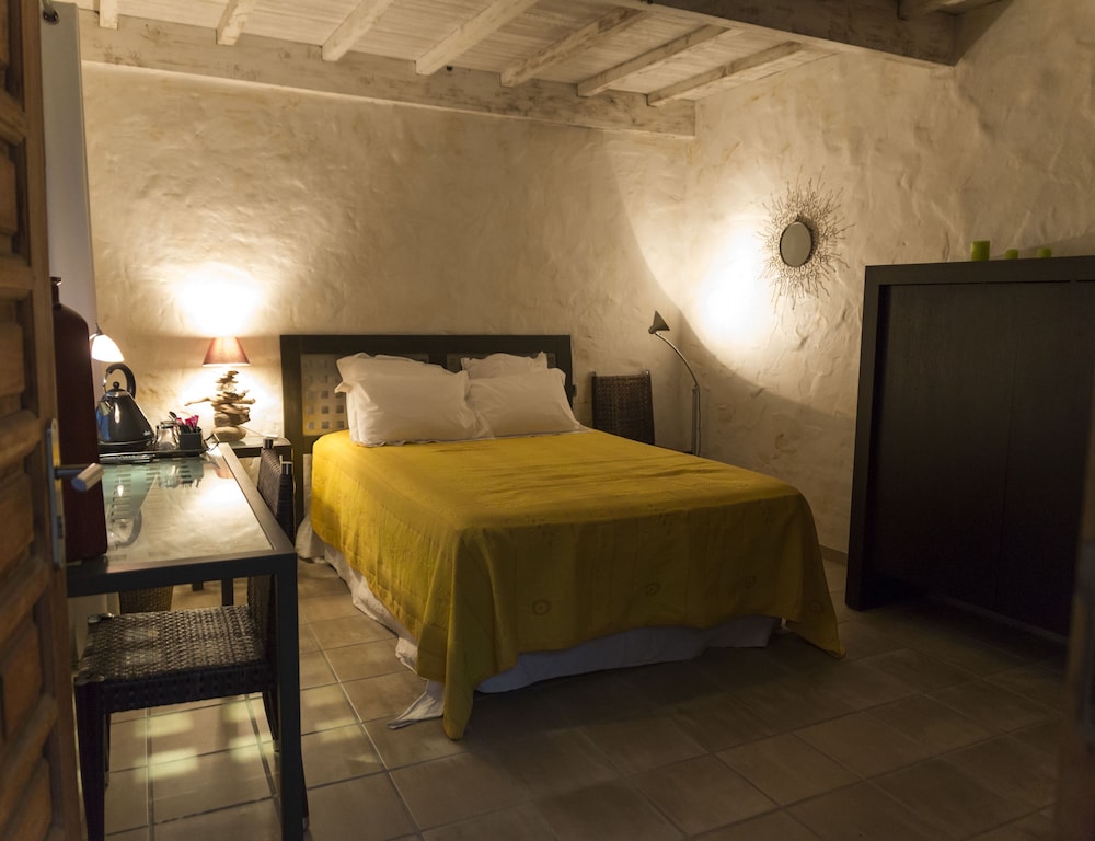 Superior Double Room, Ensuite, Garden View (Riberal) photo 2