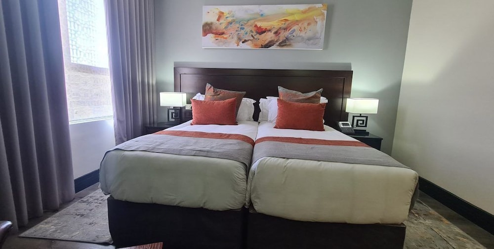 Standard Twin Room - Photo 2