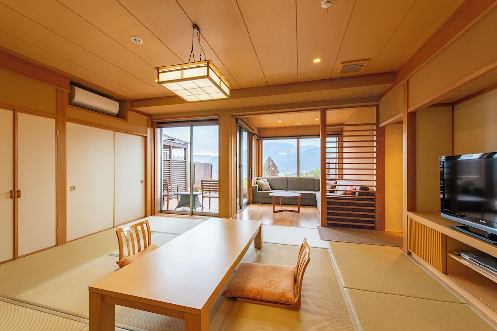 Superior Room w/OpenAir Bath and Tatami Area - Yumenosato Area (Allergy/Vegan option Not available) photo 3