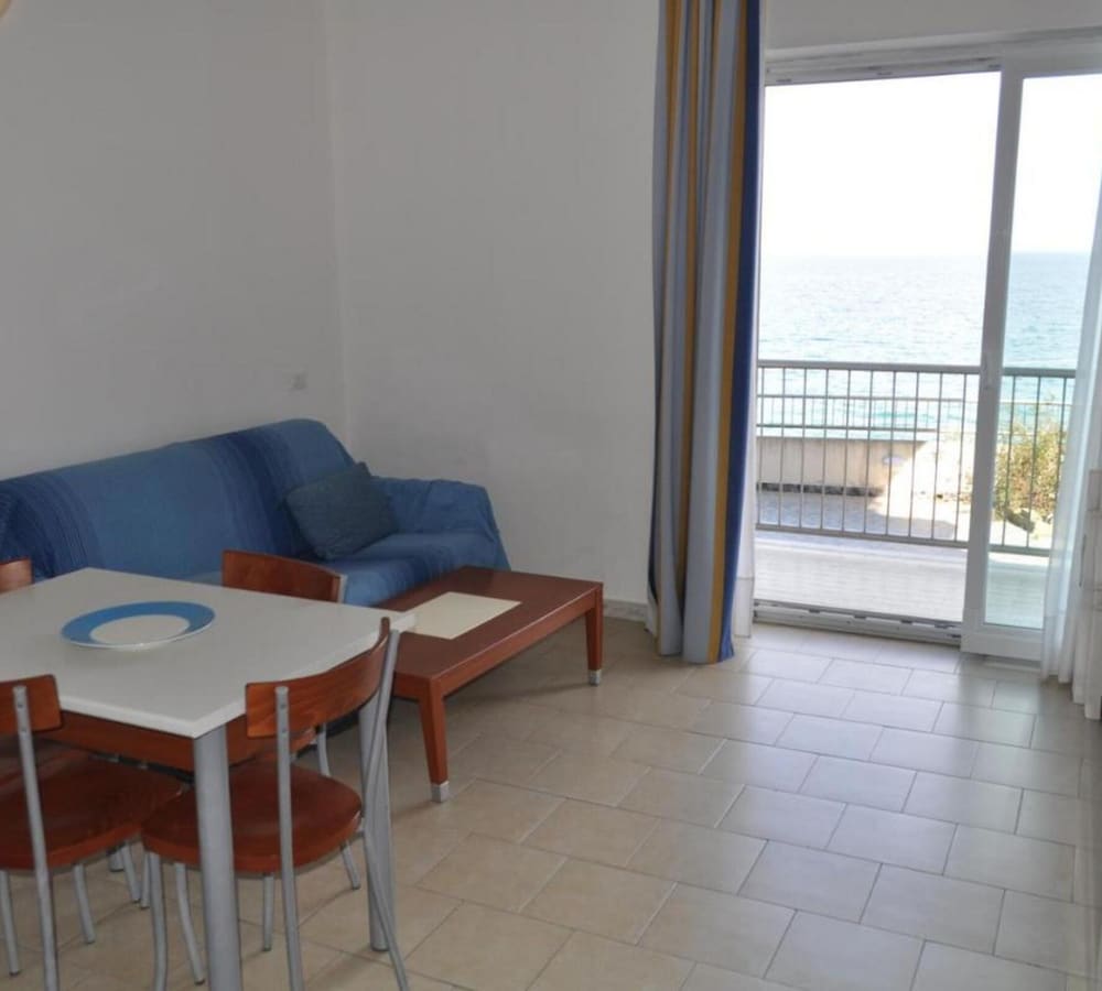 Family Studio, Sea Facing (Frontline B - 5a - M2 - Near To The)