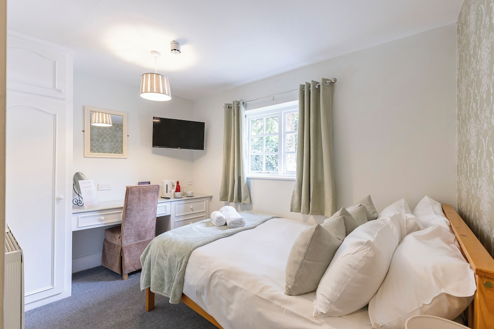 Basic Double Room