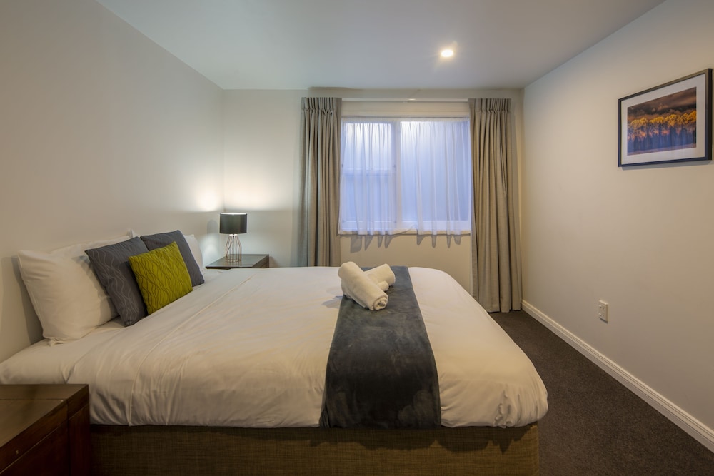 Large Two Bedroom Family Apartment photo 3