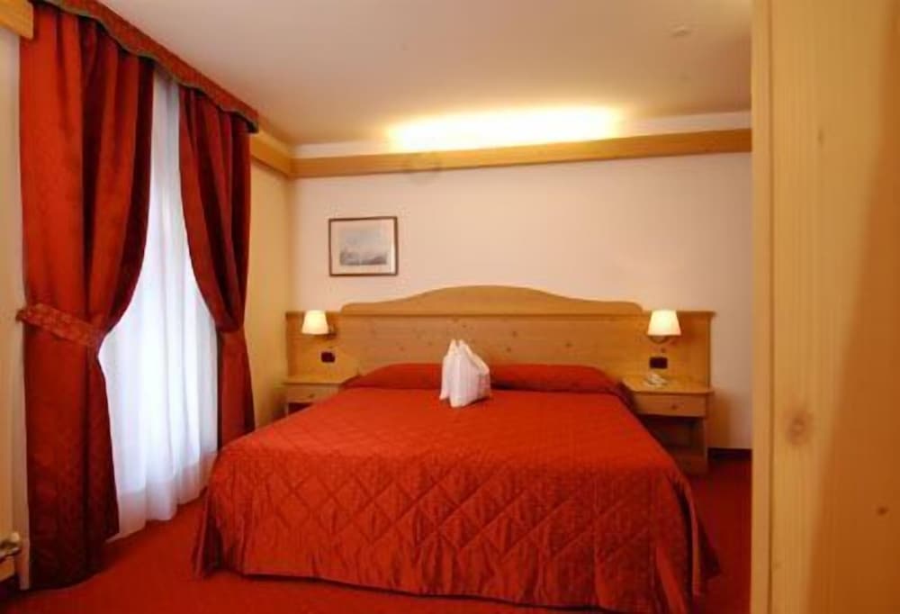 Double Room, 1 Large Twin Bed (Spa Access) photo 1