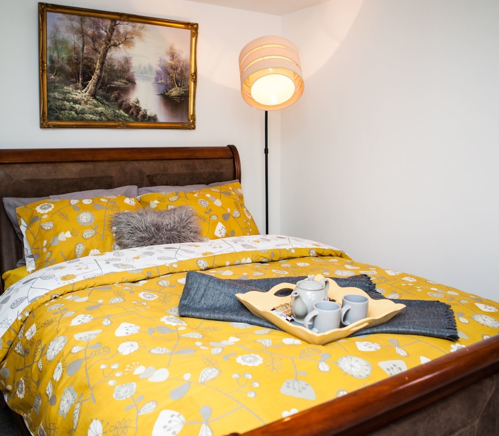 Superior Apartment, 1 King Bed with Sofa bed, Non Smoking, Ground Floor photo 2