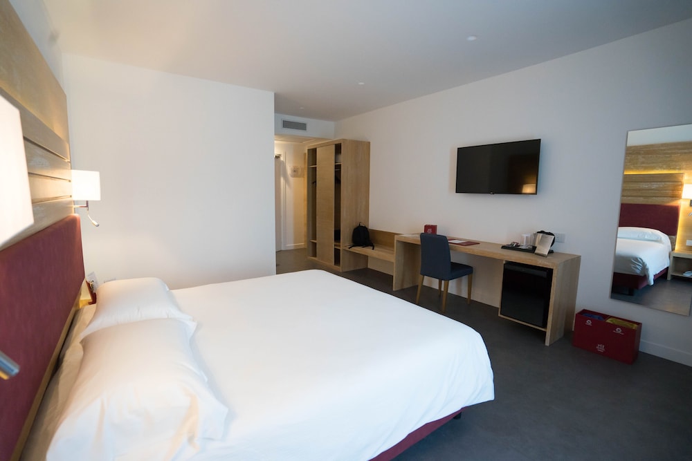 Junior Suite, 2 Bedrooms photo 3