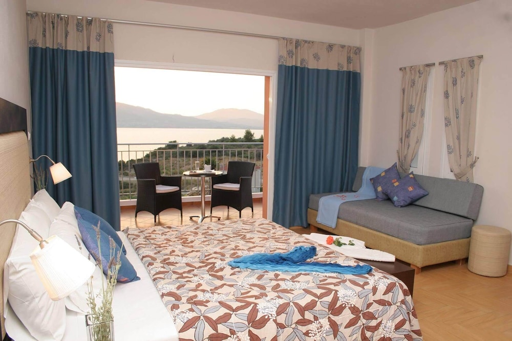 Maisonette with Sea View