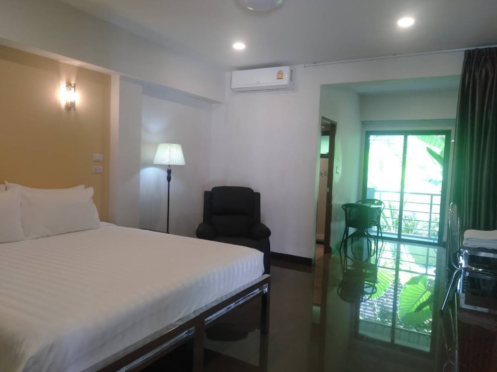 Basic Room photo 2