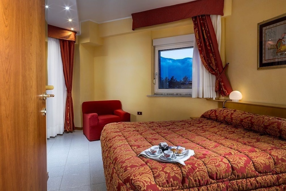 Double or Twin Room photo 2